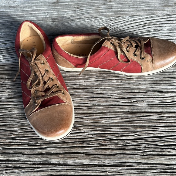 Leather and suede walking shoes - Picture 3 of 8